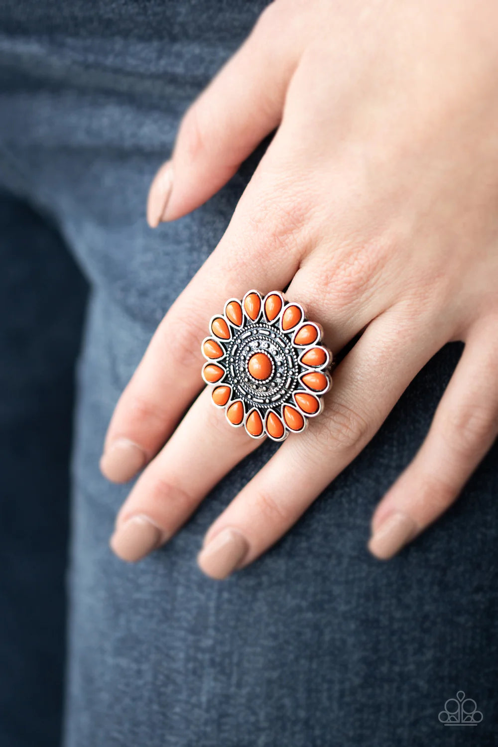 Paparazzi on sale orange ring