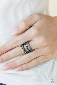 Paparazzi Switching Gears - Silver Ring