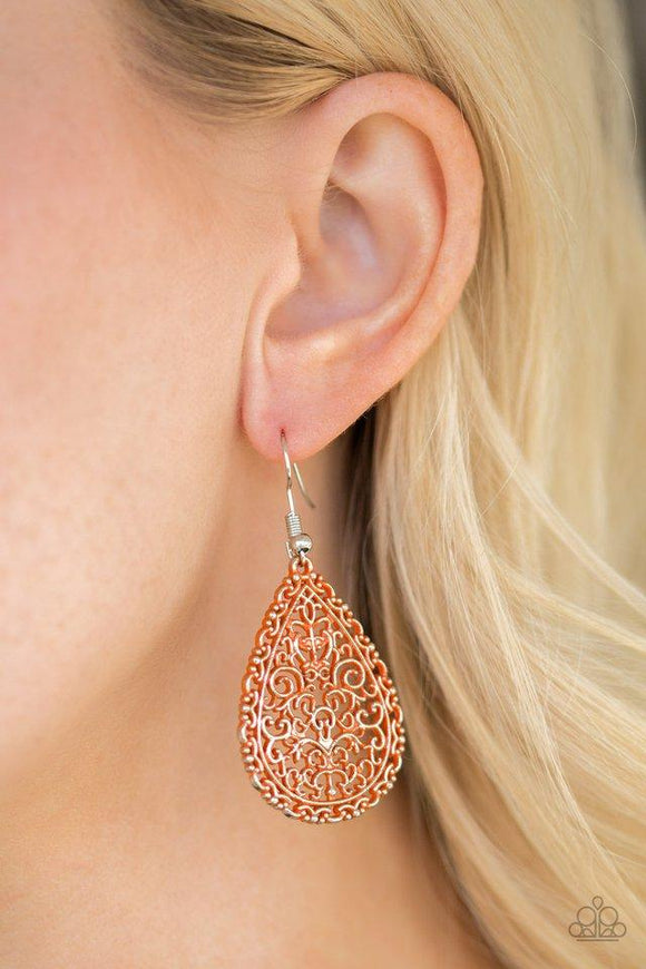 Paparazzi Indie Idol - Orange Brushed in a refreshing orange finish, vine-like filigree climbs a shimmery silver teardrop for a whimsical look. Earring attaches to a standard fishhook fitting.

