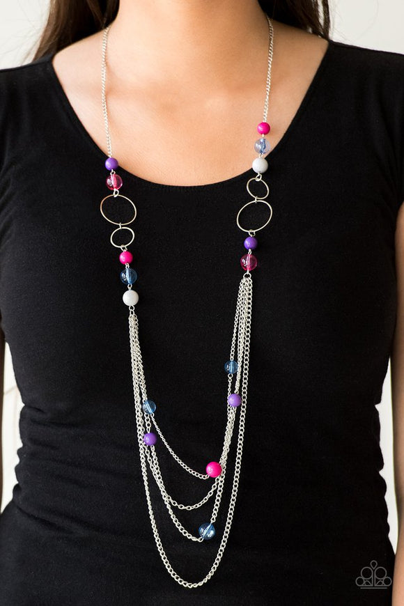 Paparazzi Bubbly Bright - Multi - Necklace
Infused with shimmery silver hoops, glassy and polished multicolored beads trickle along glistening silver chains for a bubbly look. Features an adjustable clasp closure.