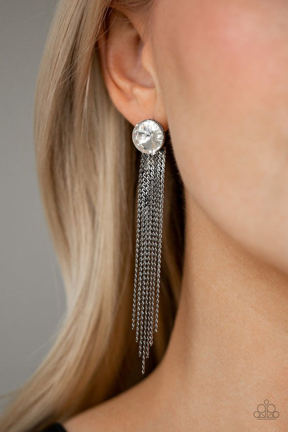Paparazzi Level Up - Black - Earrings  -  Flat gunmetal chains stream from the bottom of a solitaire white gem, creating a dramatically tapered fringe. Earring attaches to a standard post fitting.
