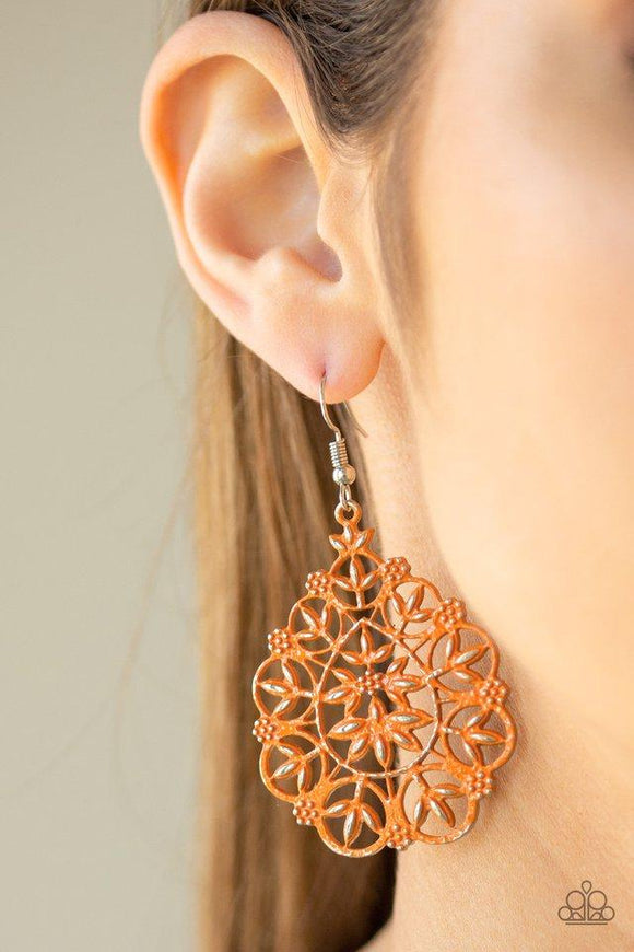 Paparazzi Garden Party Princess - Orange Brushed in a refreshing orange finish, flowery filigree climbs a frilly silver teardrop frame for a whimsical look. Earring attaches to a standard fishhook fitting.
