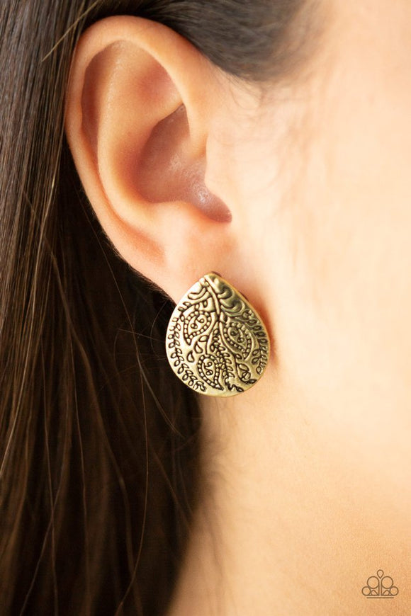Paparazzi Seasonal Bliss - Brass - Earrings  -  Featuring a shimmery antiqued finish, a leafy pattern is stamped across the front of a brass teardrop frame for a seasonal look. Earring attaches to a standard post fitting.
