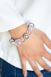 Paparazzi Ice Ice-Breaker - Silver - Bracelet
Infused with mismatched silver beads, a collection of opaque, polished, pearly, and crystal-like gray beads are threaded along a stretchy band around the wrist for a whimsical look.