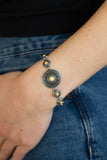 Paparazzi Rustic Renegade - Yellow - Bracelet
Dotted with dainty yellow stone centers, studded silver floral frames delicately link around the wrist for a rustic flair. Features an adjustable clasp closure.
